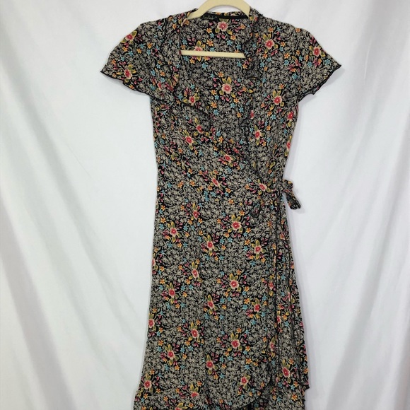 loco lindo Dresses & Skirts - Loco Lindo Floral Wrap Dress Vintage Inspired M